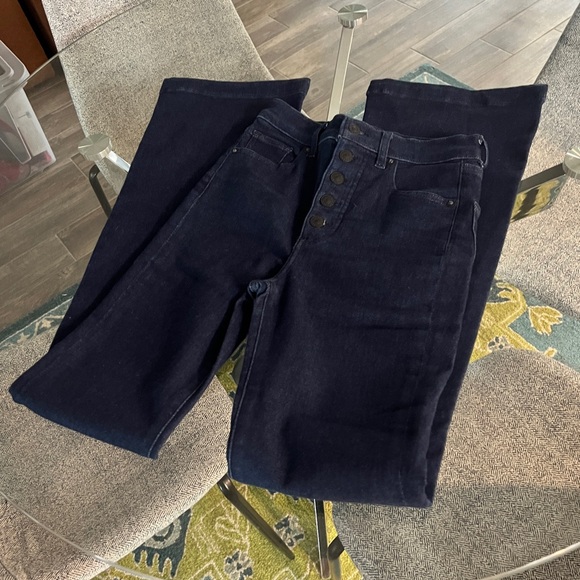 Express Flare Leg High Waisted Jeans - Picture 2 of 7